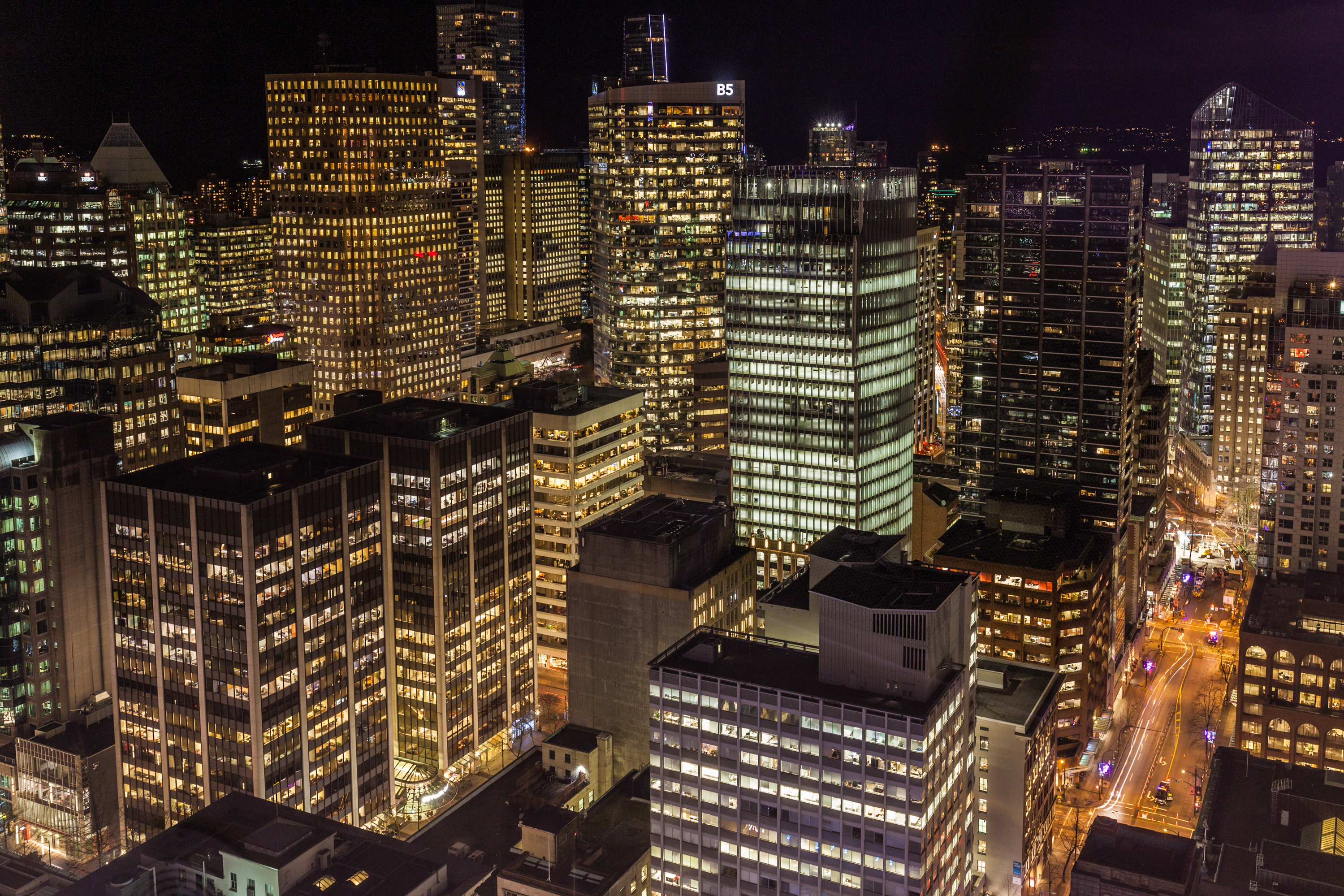 展望台からの夜景撮影にはpl 偏光 フィルターの使用がオススメの理由 Westend Photograph